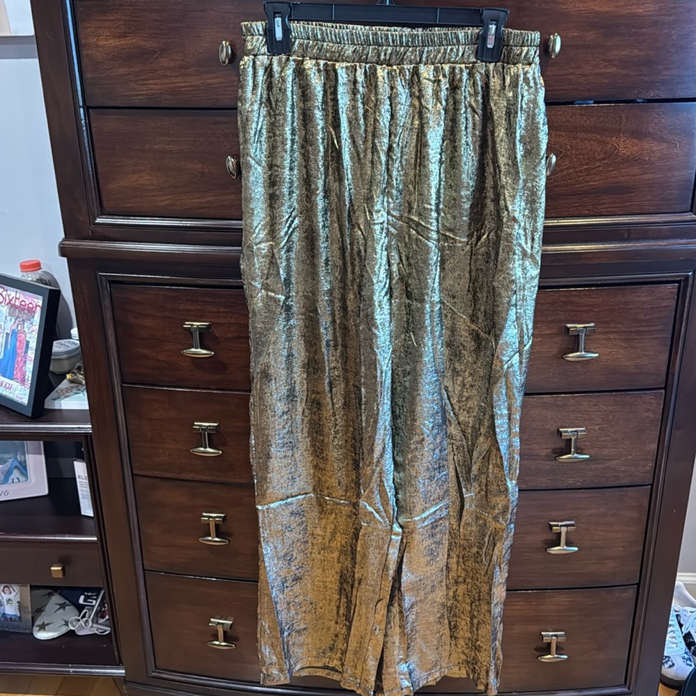 Straight leg Gold Pants